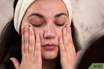 The Ultimate Guide to Applying Makeup on Oily Skin
