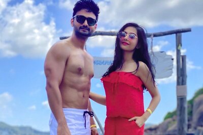 Amrita Rao Walks The Ramp With Husband RJ Anmol For The First Time; Calls It The ‘Best’