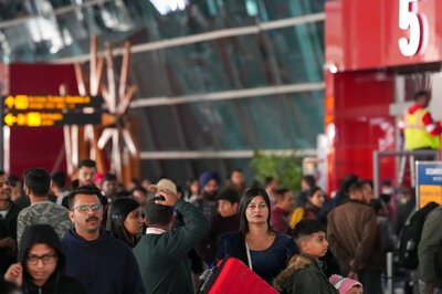 Delhi Airport Ratings Drop as Fliers Flag Terminal Connectivity, Taxi, Baggage Claim Issues: Survey