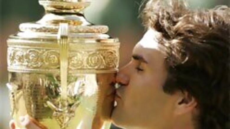 Federer wins Wimbledon men's title
