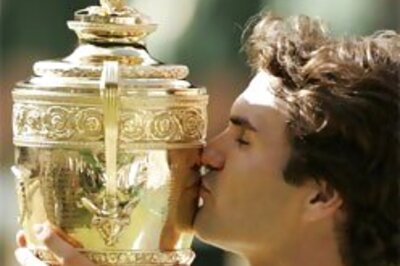 Federer wins Wimbledon men's title