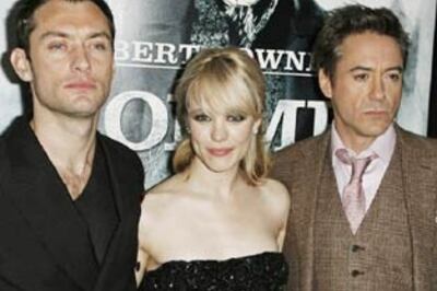 Sherlock Holmes beats out Avatar at box office